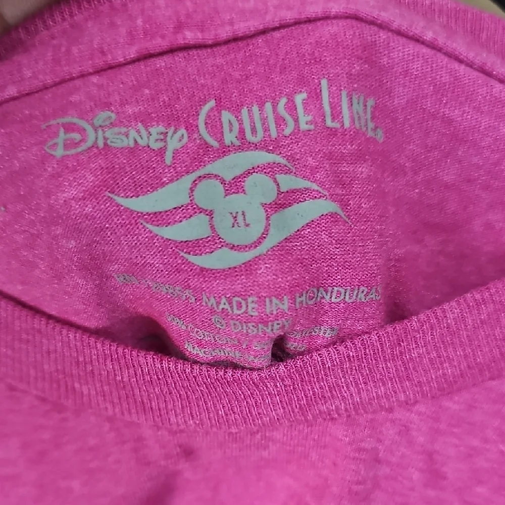 Disney Cruise Line Wish Rapunzel Pascal Pink Violet Short Sleeve Tee